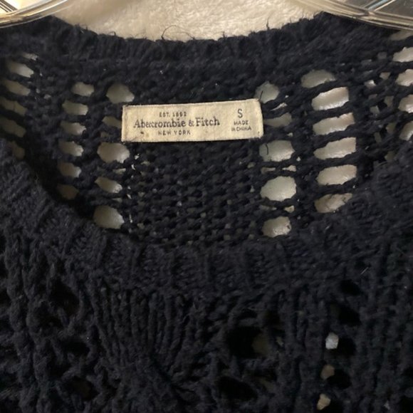 Abercrombie and Fitch knitted black sweater Size S - Picture 2 of 8